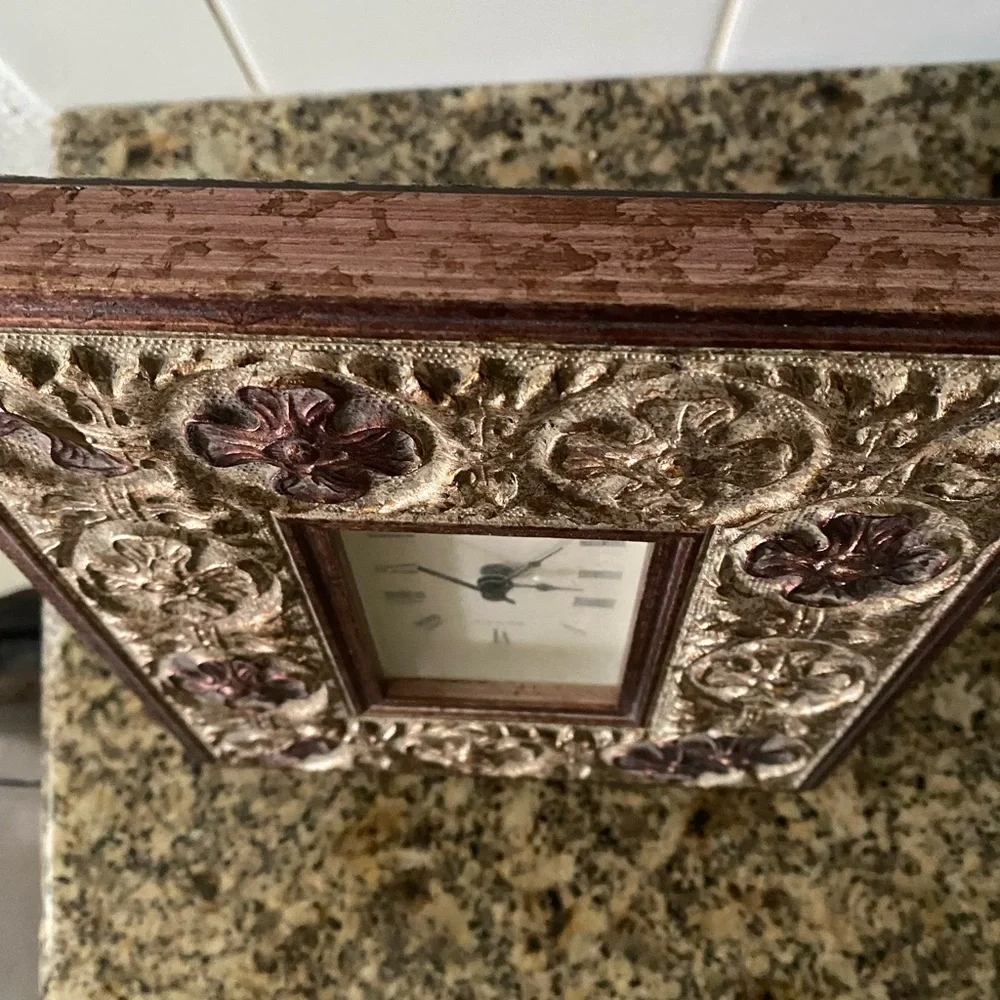 Vintage Galassi Italian Ornate MCM Gold Leaf Distressed Easel Back Clock